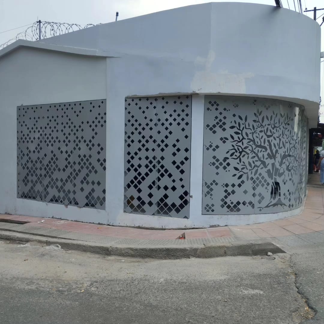 Fachada microperforado