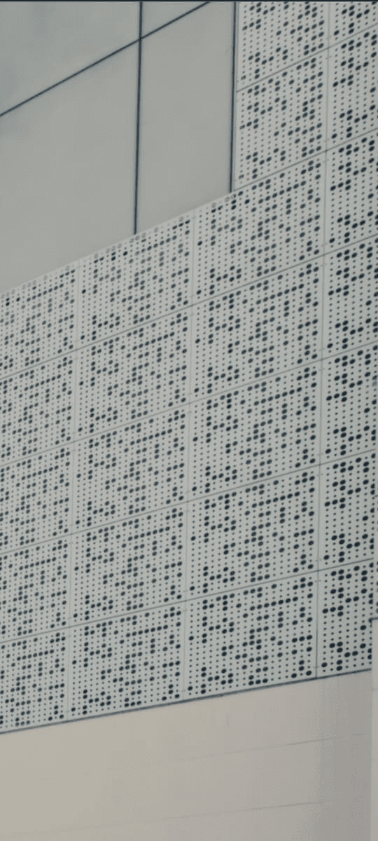 fachada metalica perforada en bogota